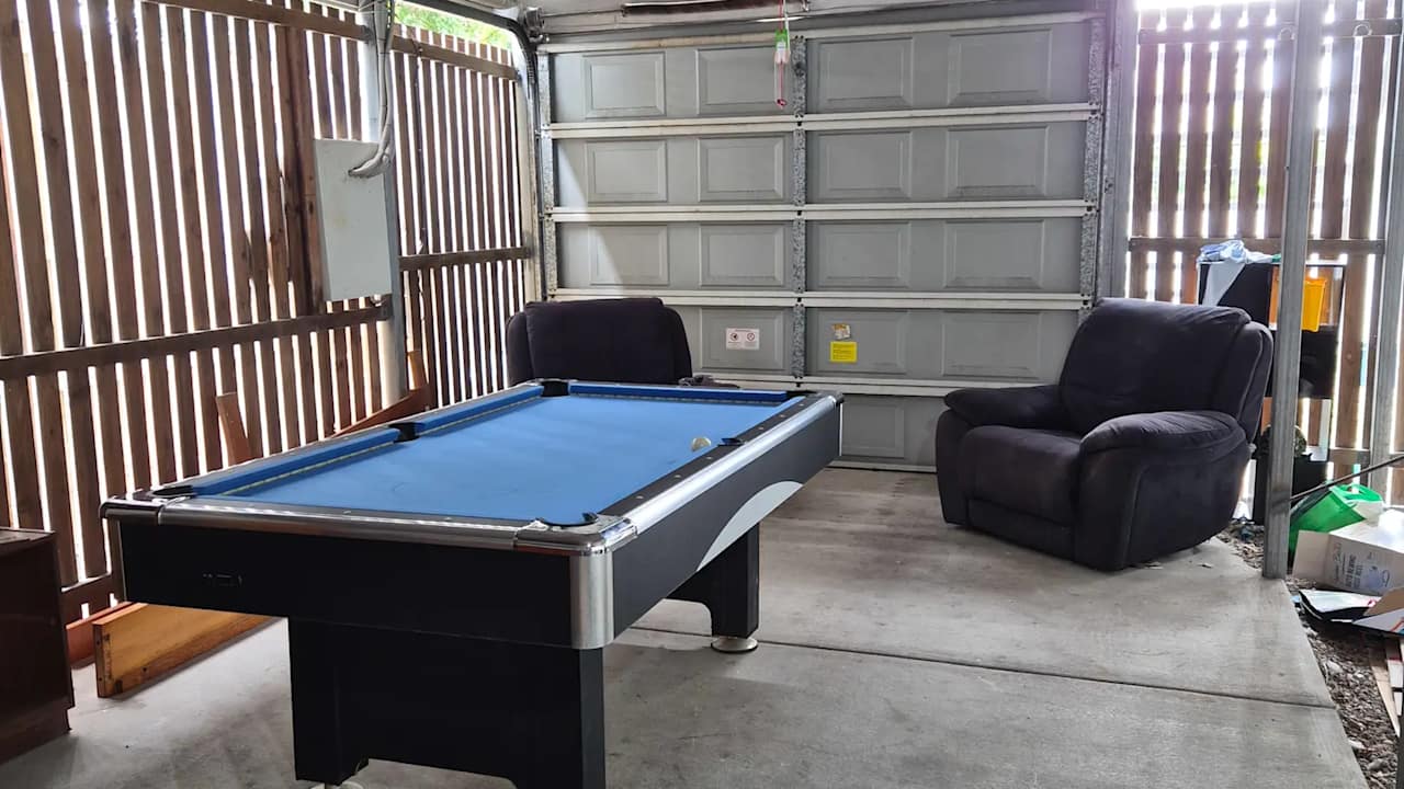 Room in a share house