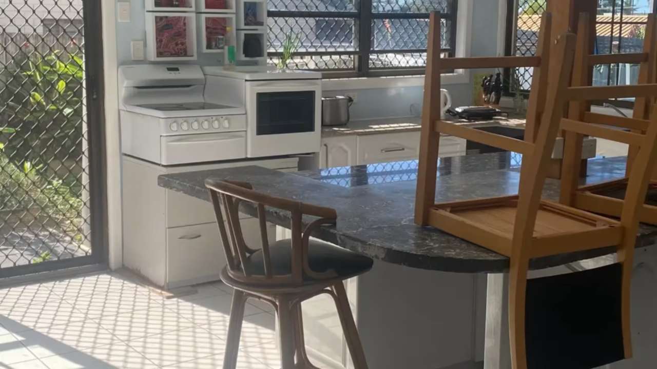 Furnished room in a share house