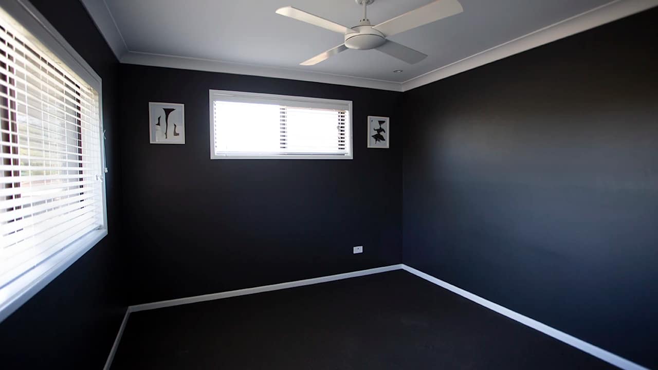 Unfurnished room in a share house