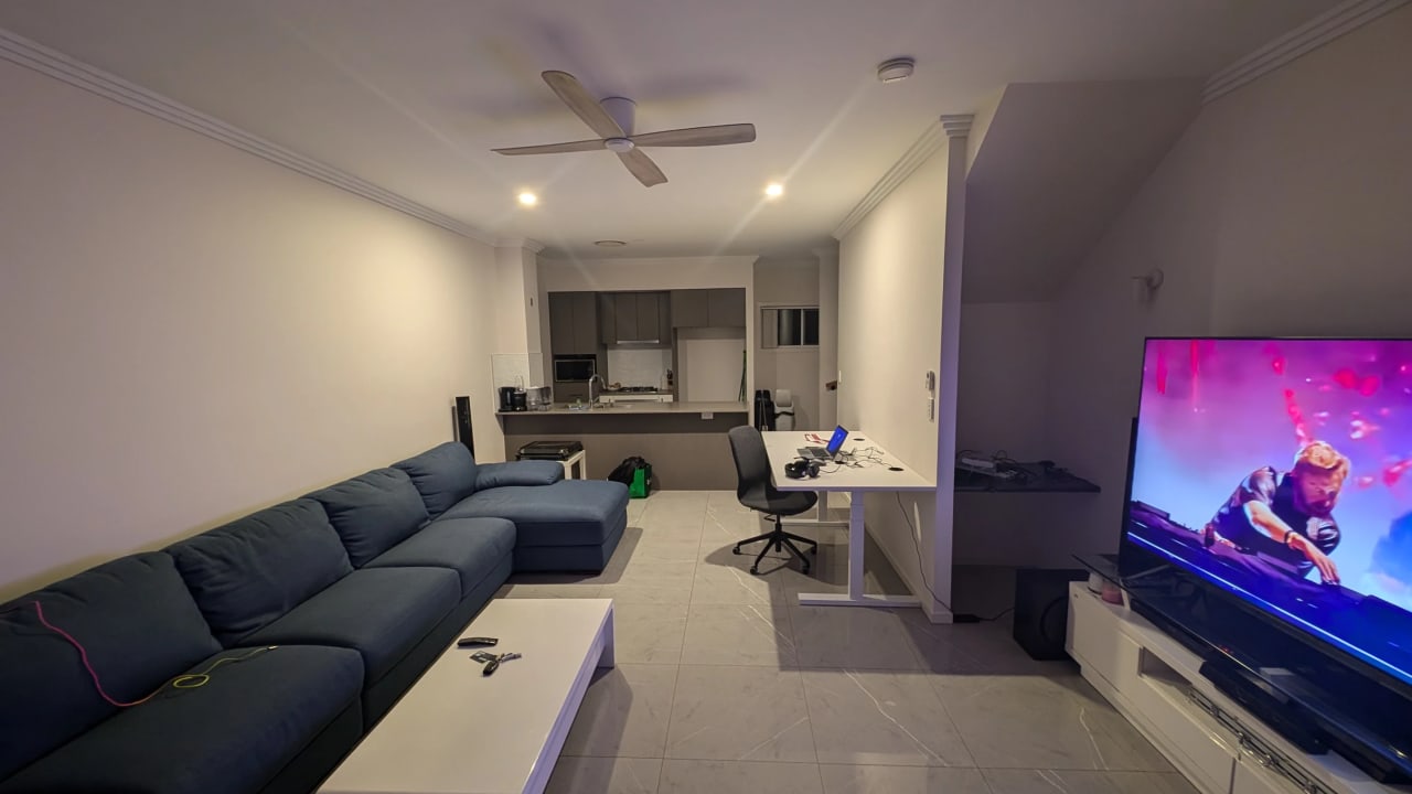 Unfurnished room in a share house