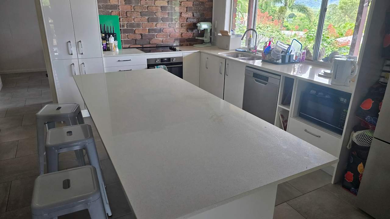 Furnished room with own bathroom