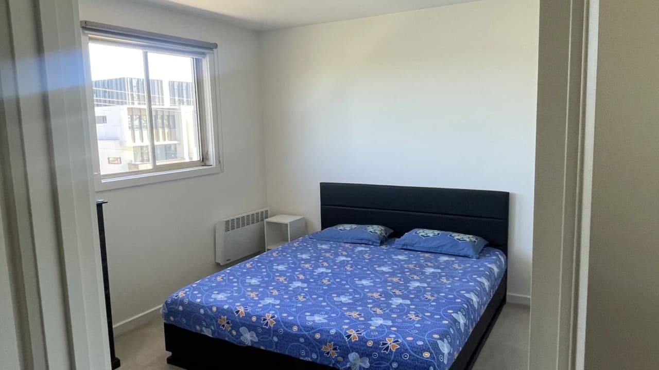 Furnished room with ensuite in a share house