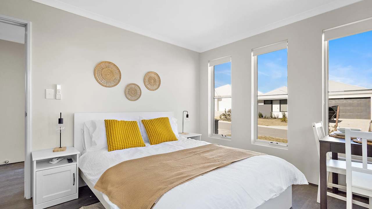 Furnished room with ensuite in a share house