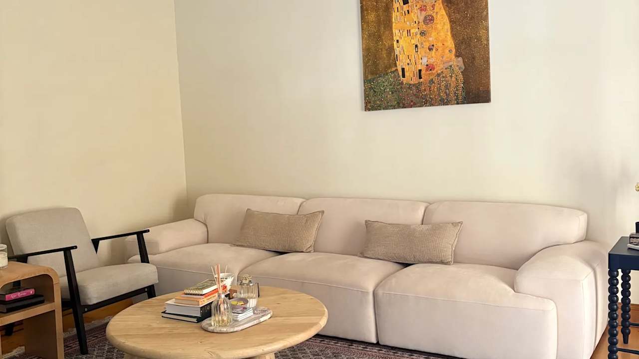 Unfurnished room in a share house