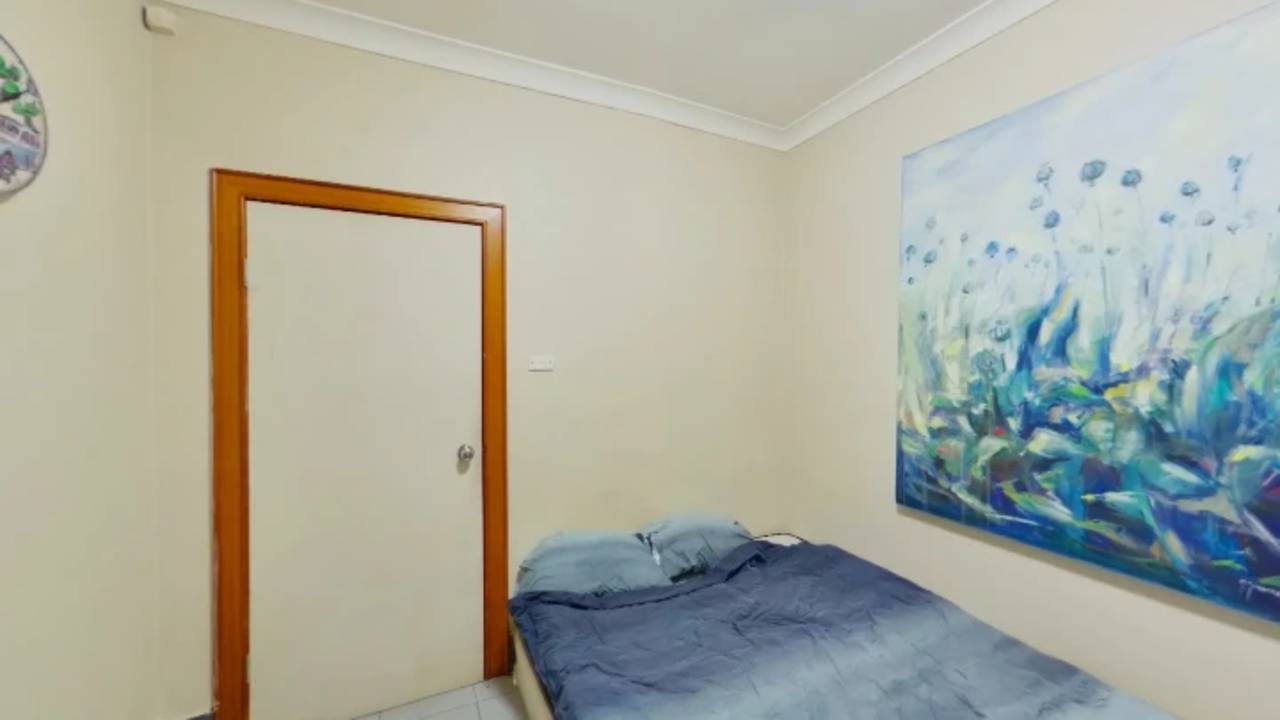 Furnished room in a share house