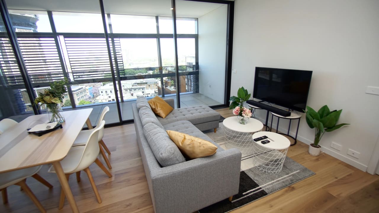 Furnished room with ensuite in a flatshare