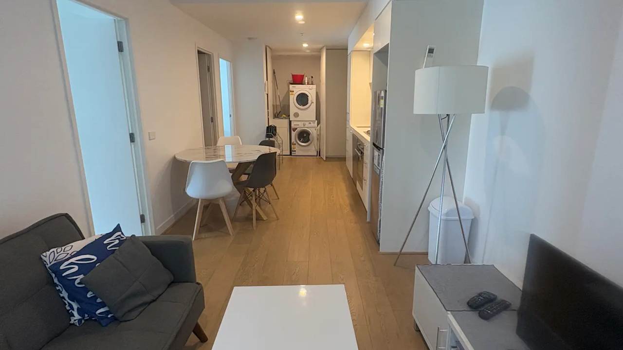 Whole property with 2 rooms for rent