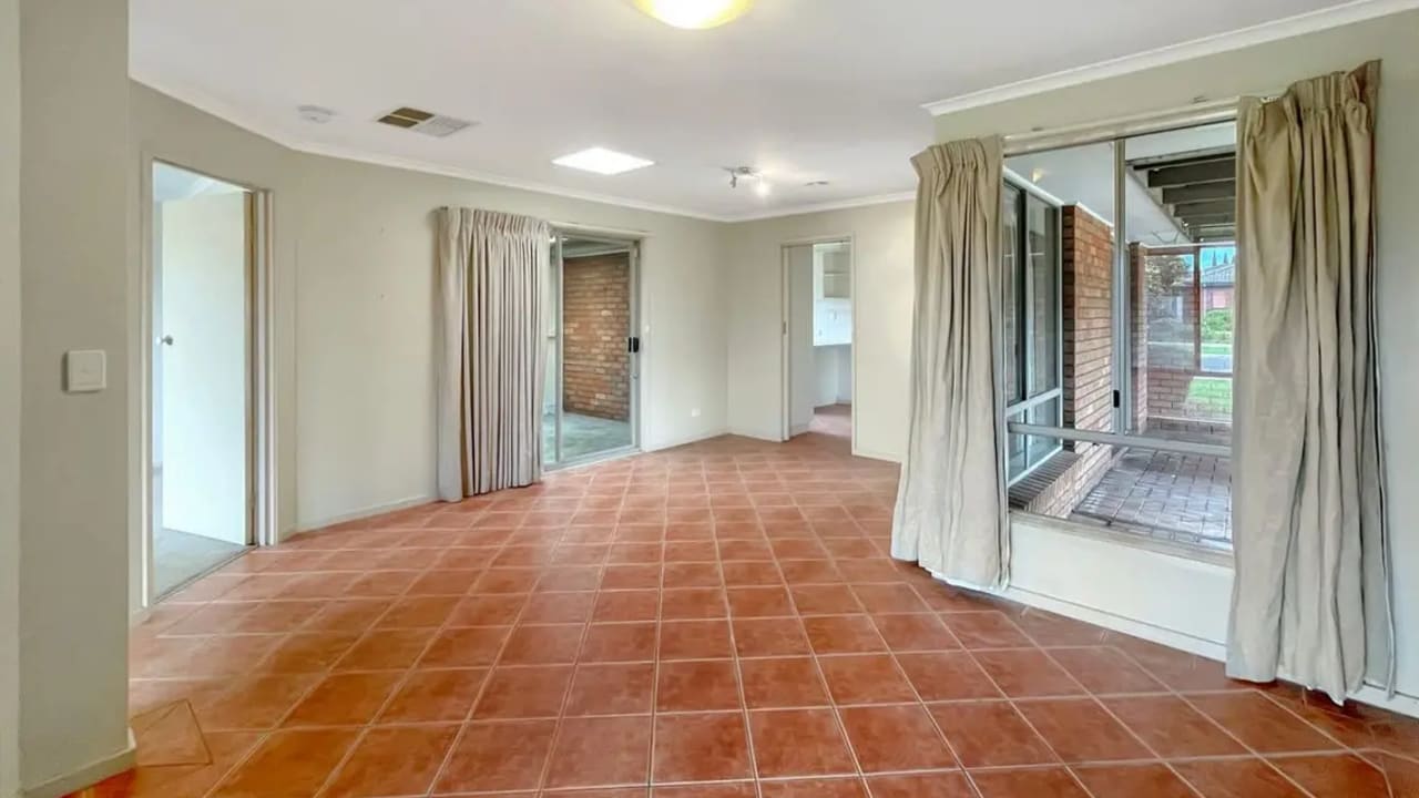 Whole property with 3 rooms for rent