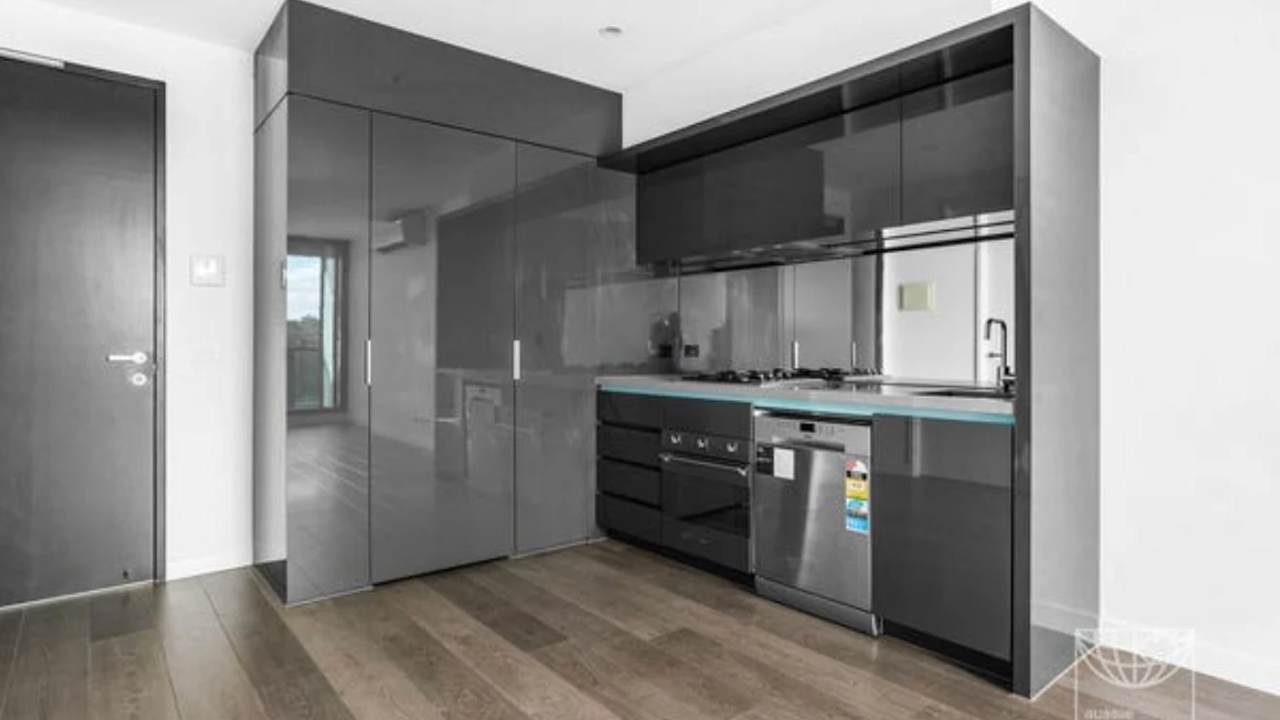 Whole property with 2 rooms for rent