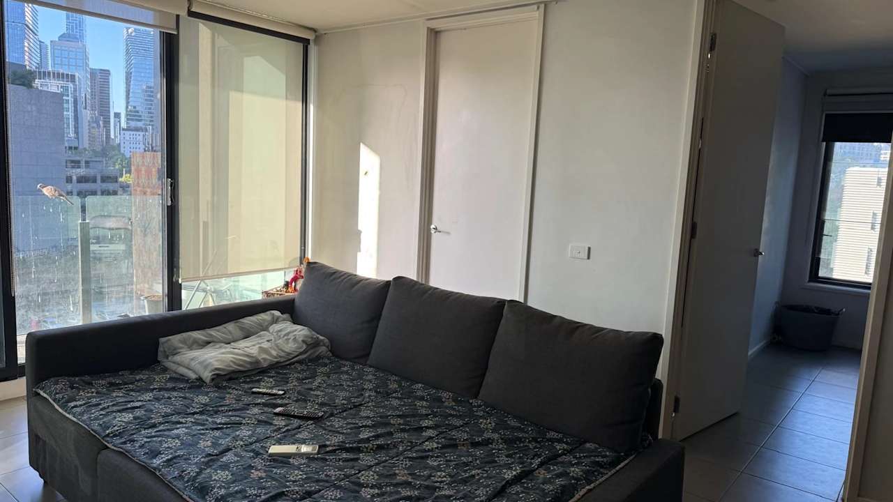 Furnished room in a flatshare