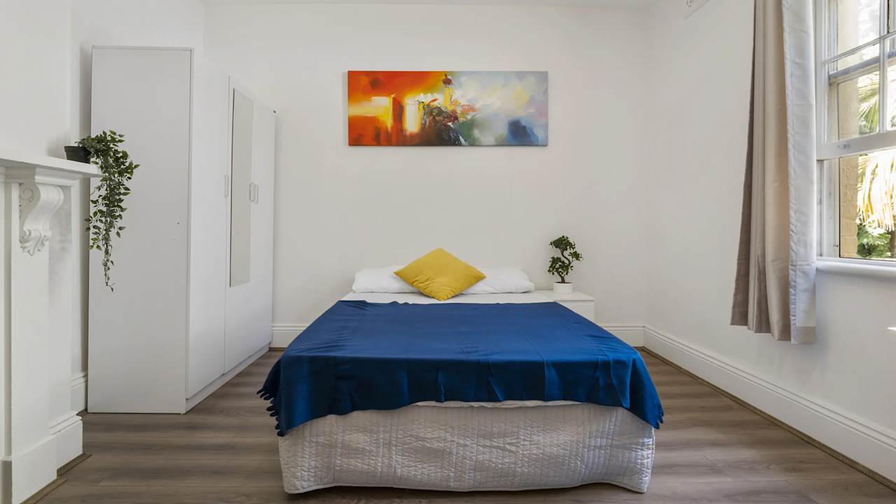 Furnished room in a share house