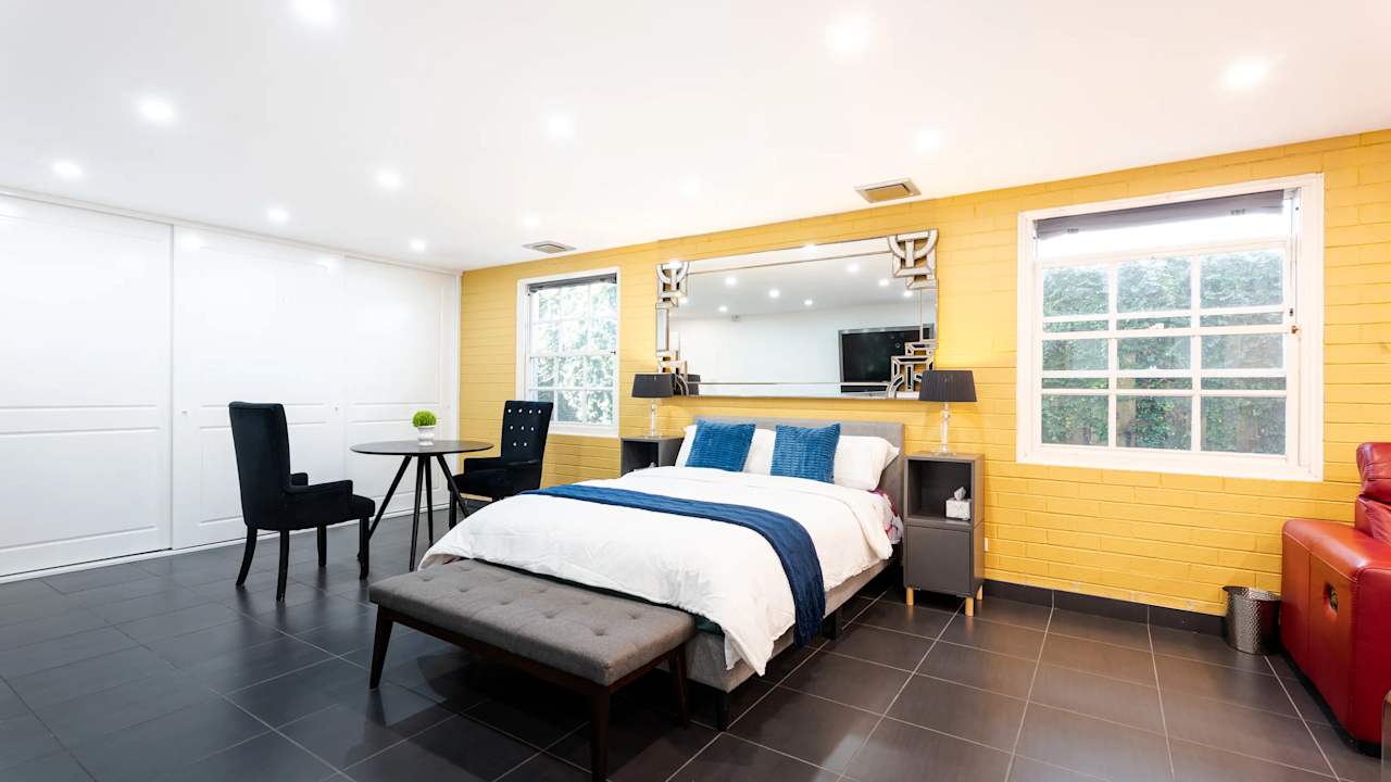 Furnished room studio flat for rent