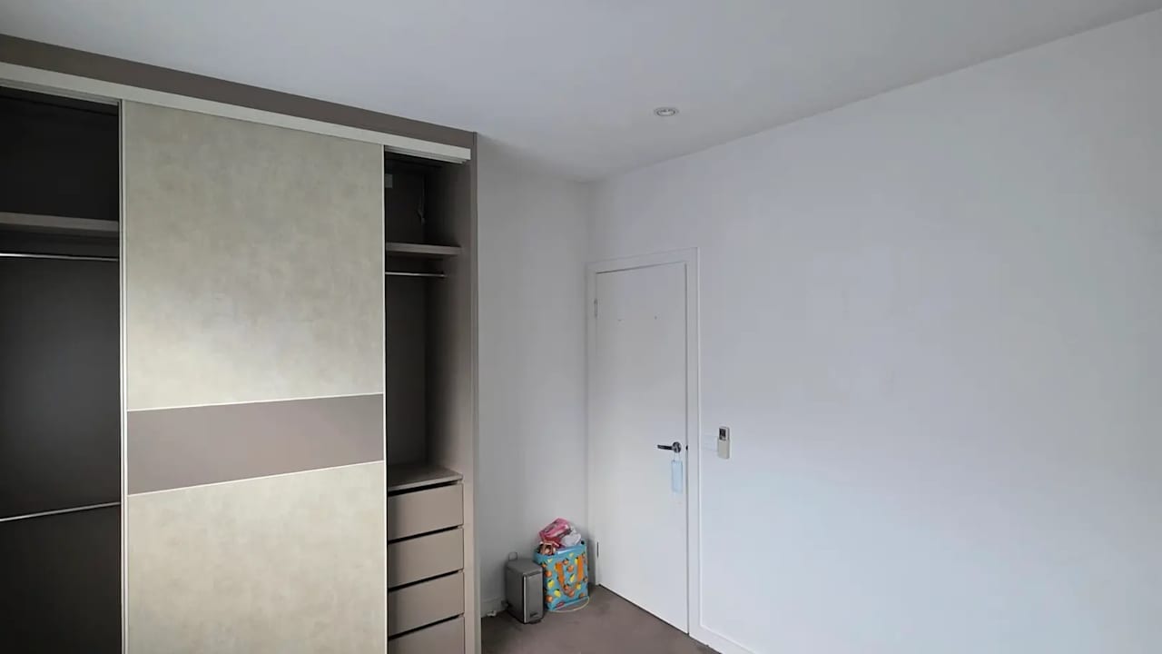 Unfurnished room in a share house