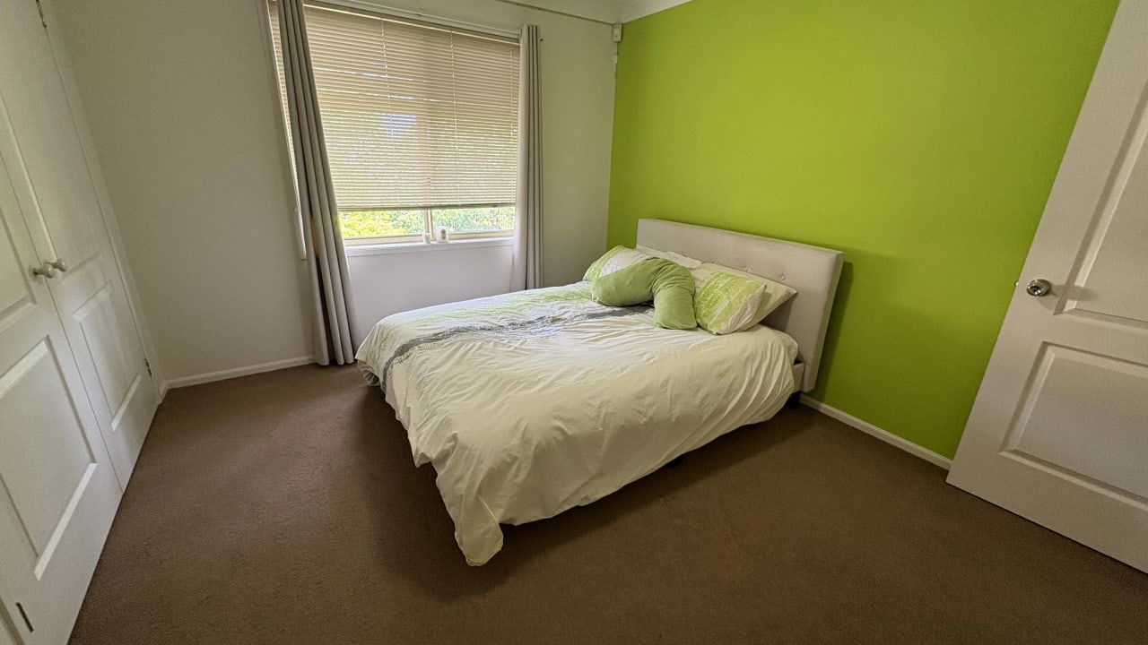 Unfurnished room in a share house
