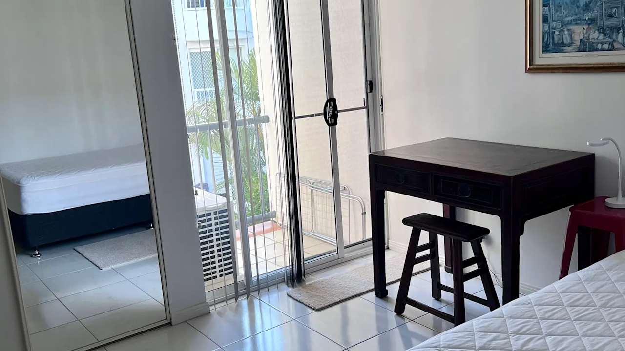 Furnished room with own bathroom