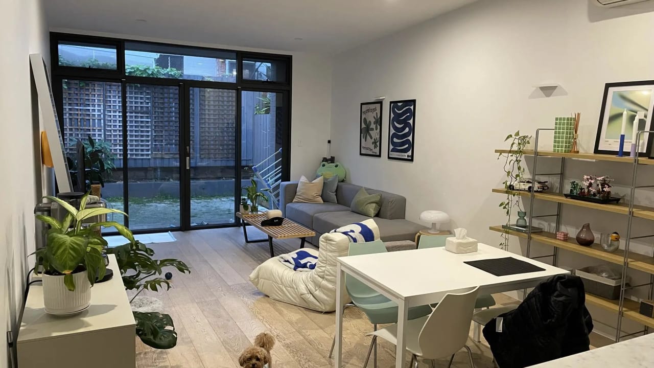 Unfurnished room in a share house