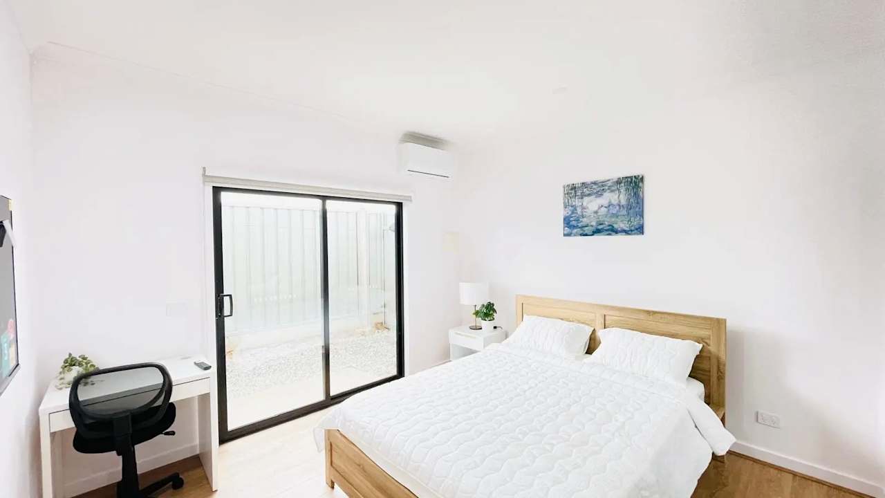 Furnished room with ensuite in a share house
