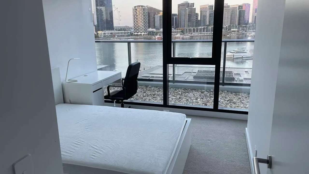 Furnished room with own bathroom