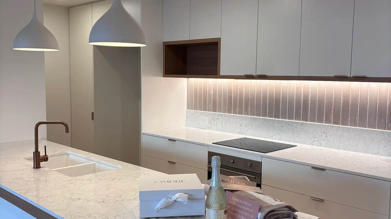 Whole property with 2 rooms for rent