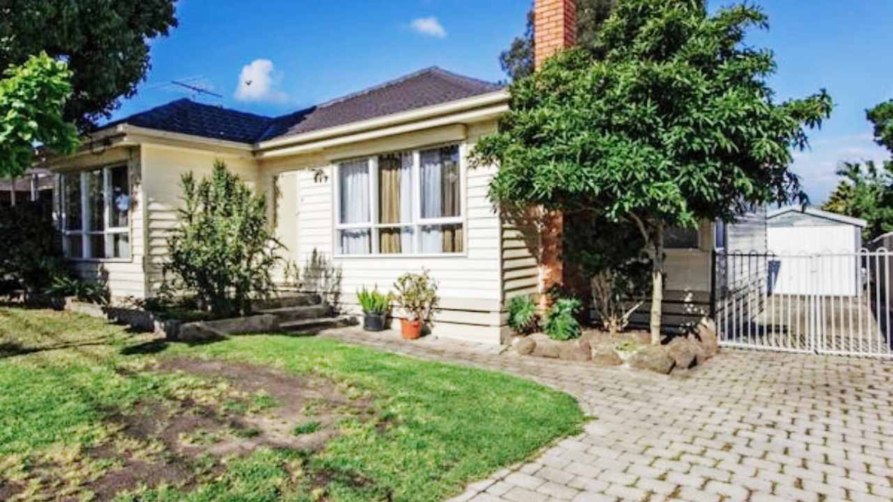 Whole property with 3 rooms for rent