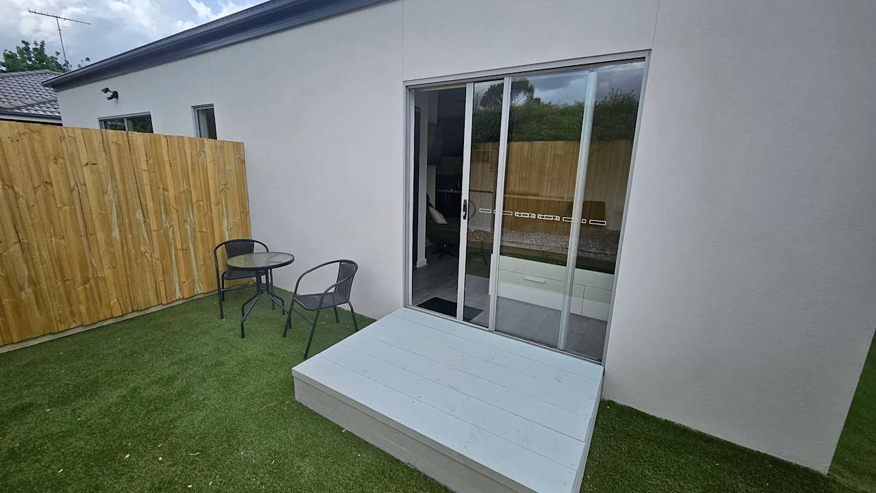 Furnished room with own bathroom