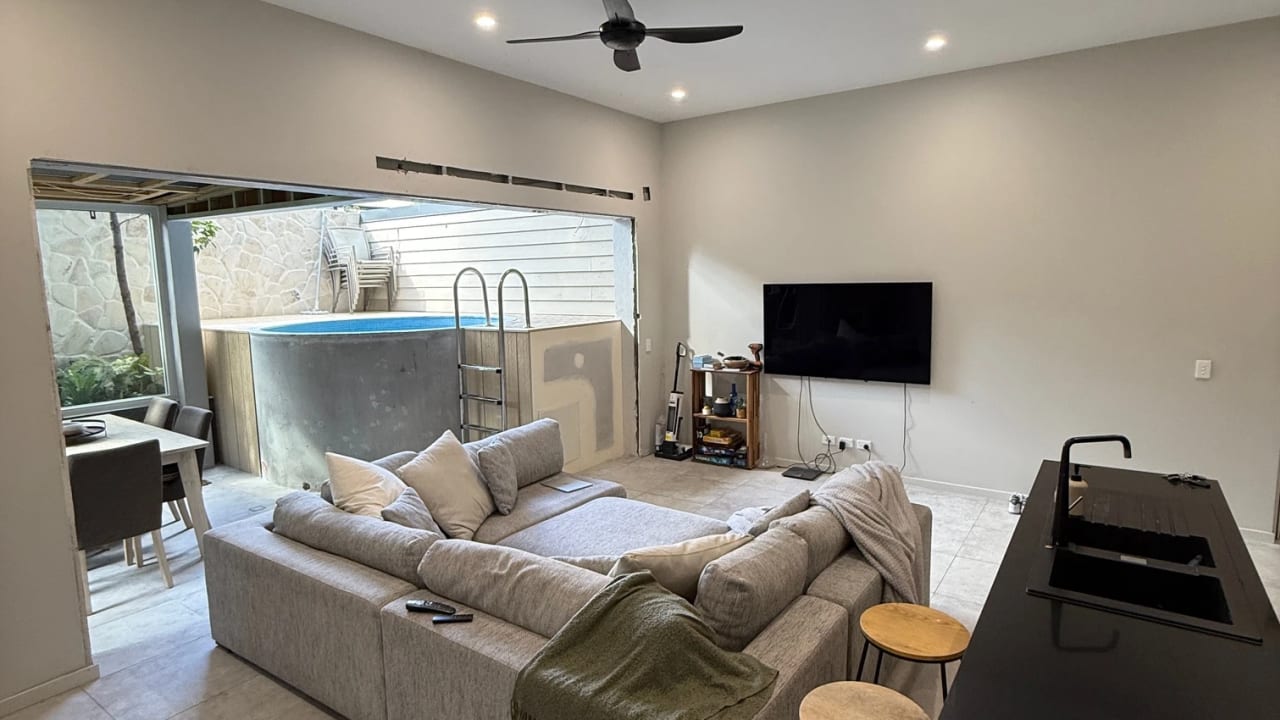 Furnished room with own bathroom