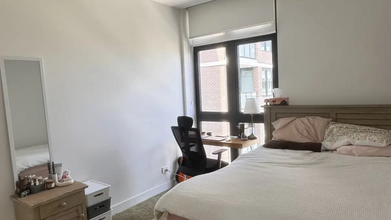 Furnished room with own bathroom