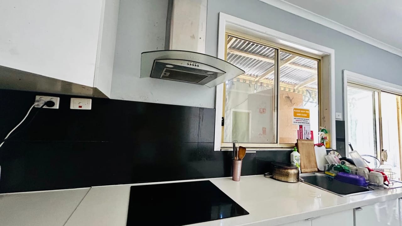 Furnished room in a share house