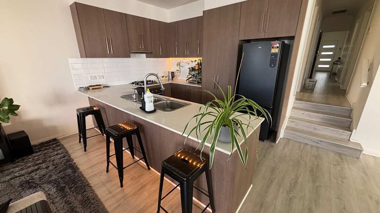 Unfurnished room with own bathroom