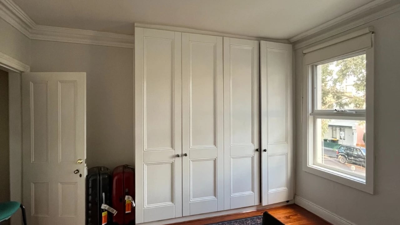 Furnished room in a share house