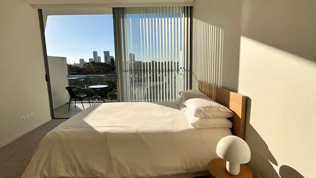 Furnished room with own bathroom