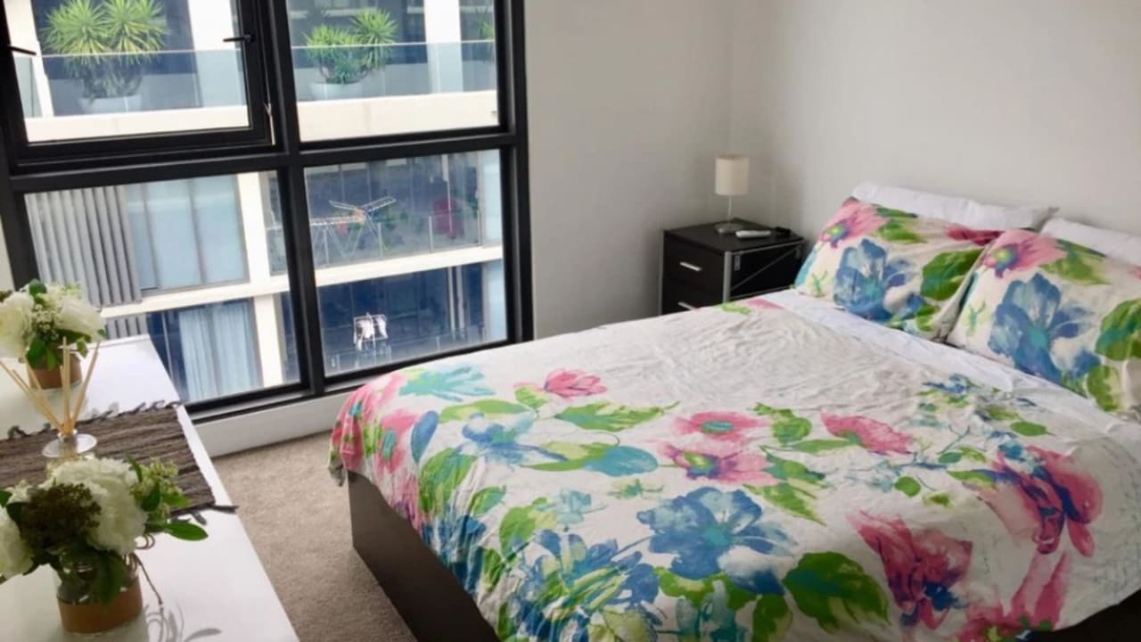 Furnished room in a flatshare
