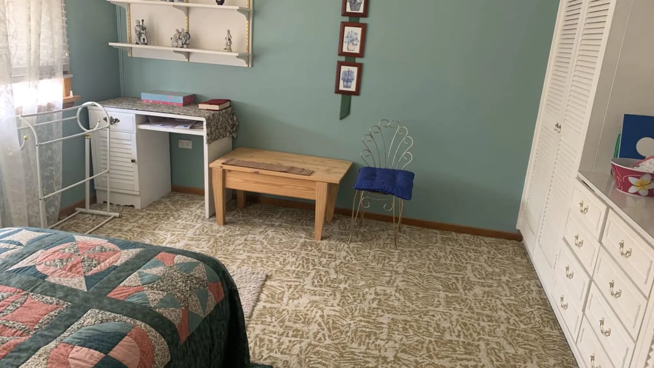 Furnished room in a share house