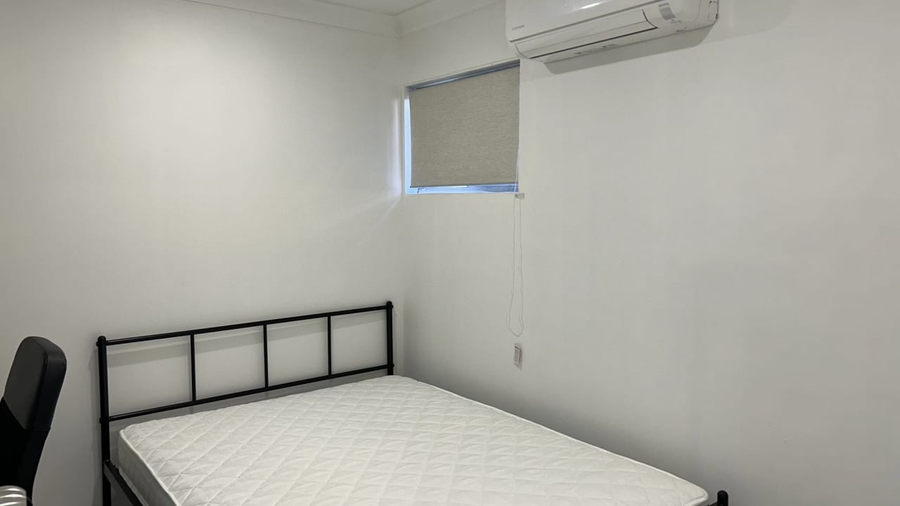 Whole property with 2 rooms for rent