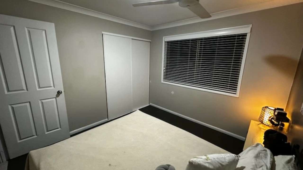 Unfurnished room in a share house
