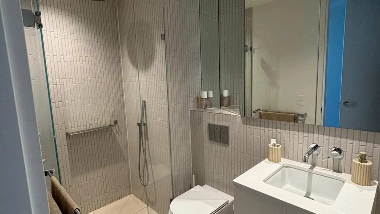 Unfurnished room with own bathroom