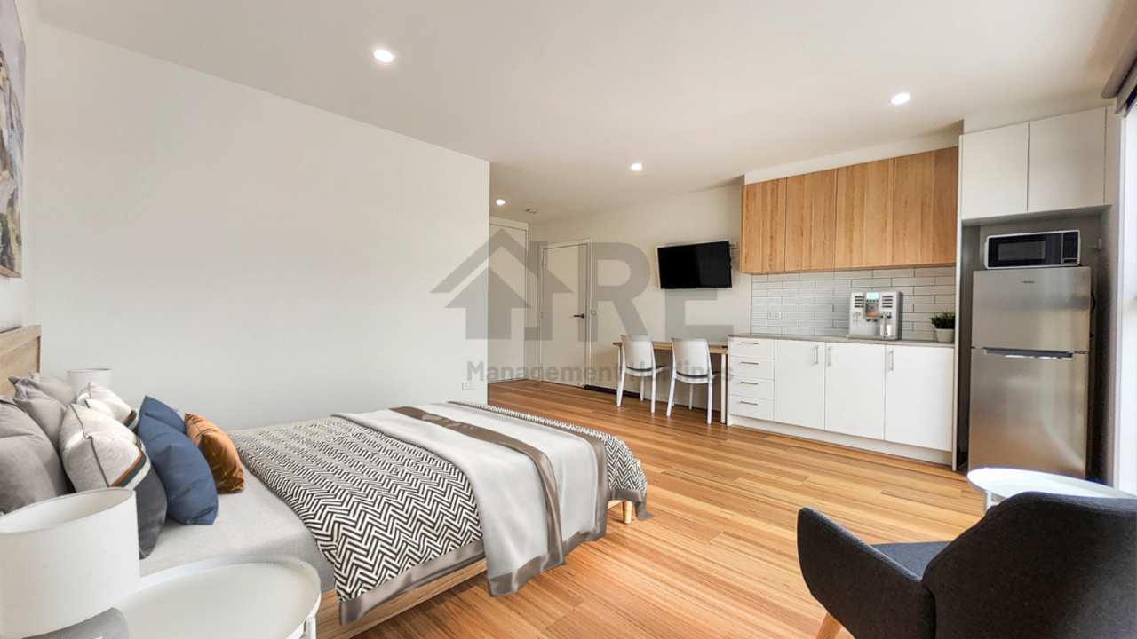 Furnished room with ensuite in a share house