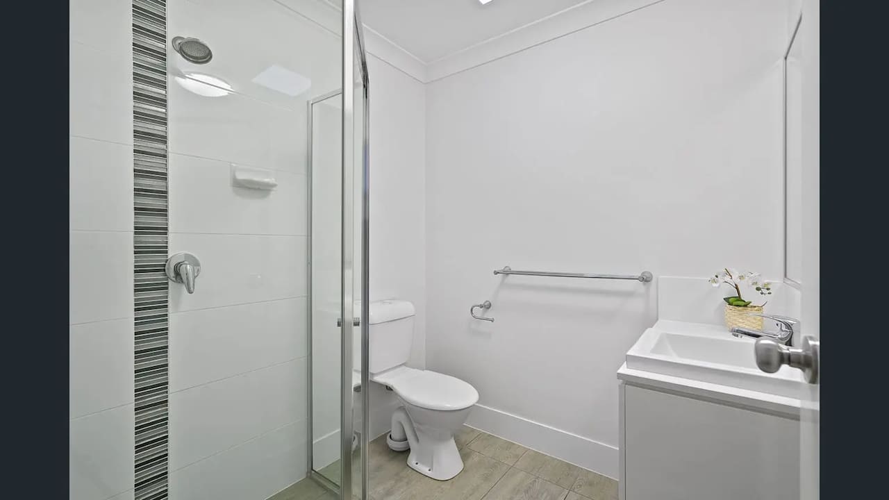 Furnished room with ensuite in a share house