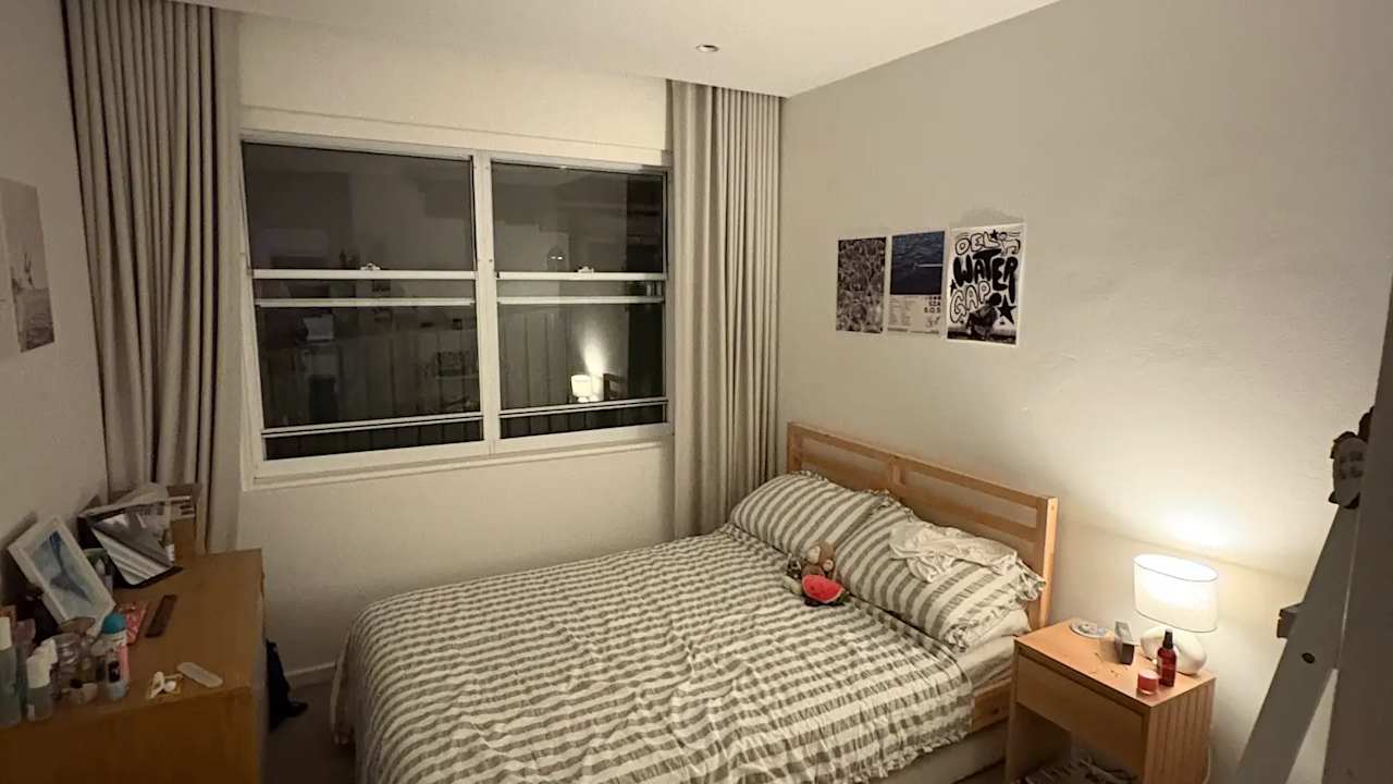 Furnished room in a flatshare