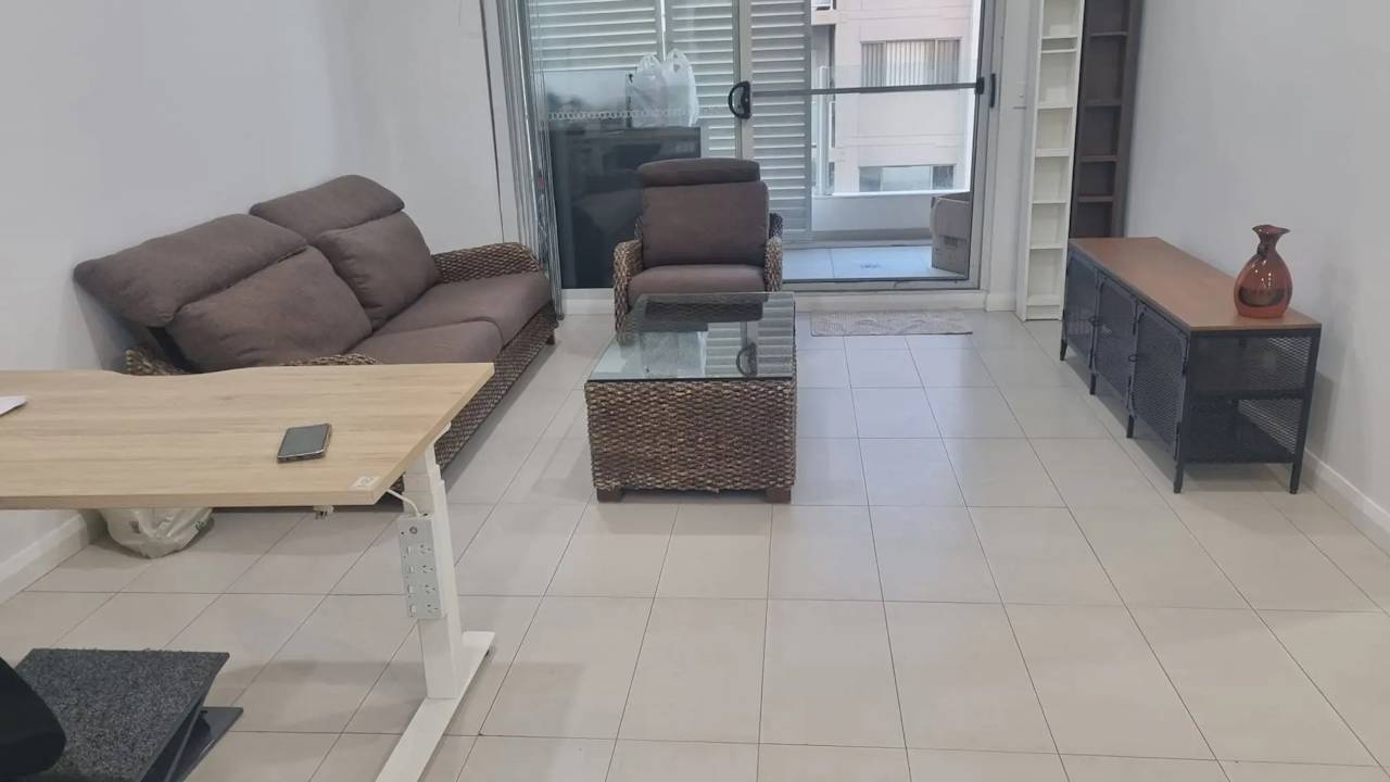 Furnished room with ensuite in a flatshare