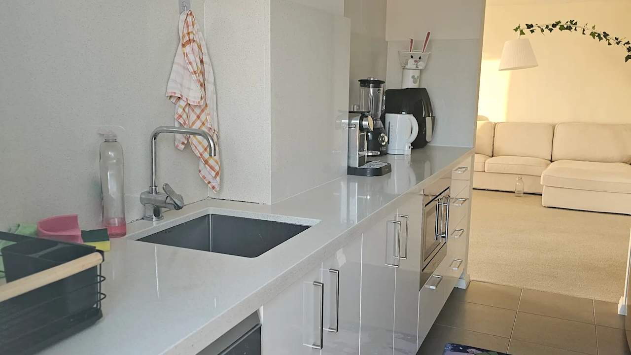 Furnished room with own bathroom