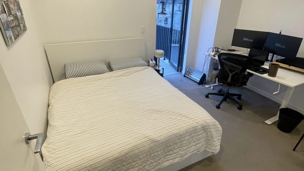 Furnished room with own bathroom