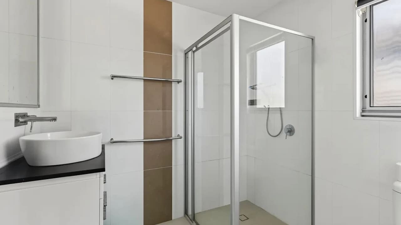 Furnished room with ensuite in a share house