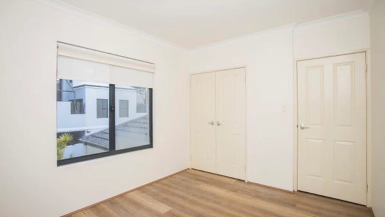 Unfurnished room in a share house