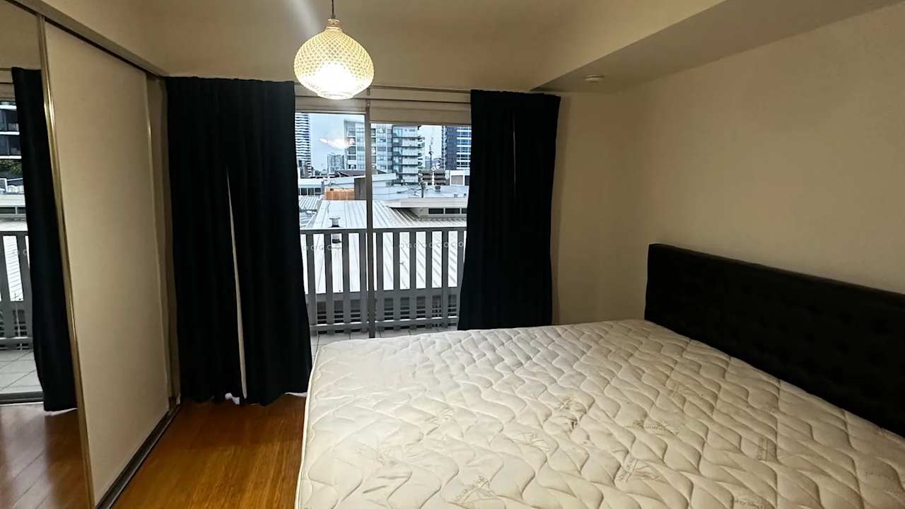 Room with ensuite in a flatshare