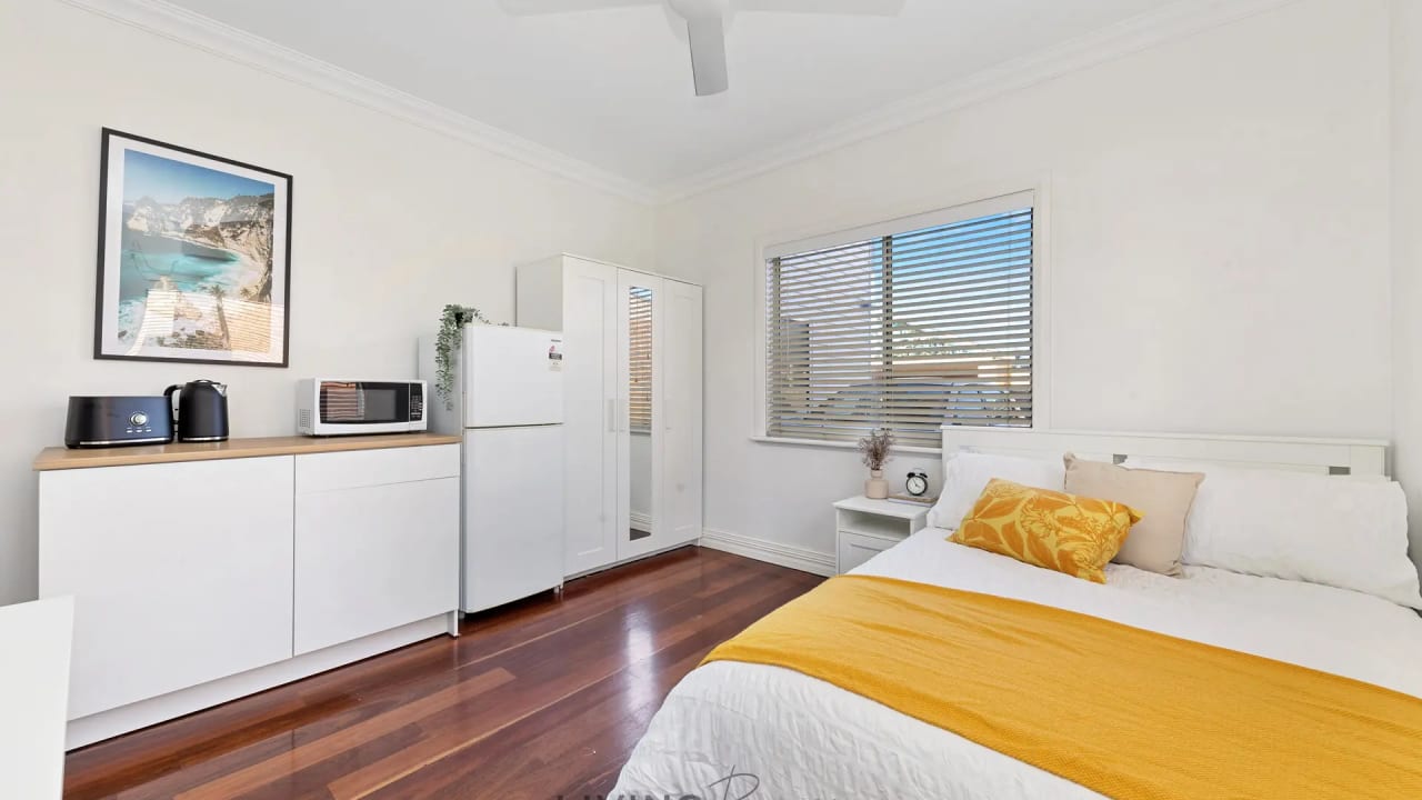 Furnished room with ensuite in a share house