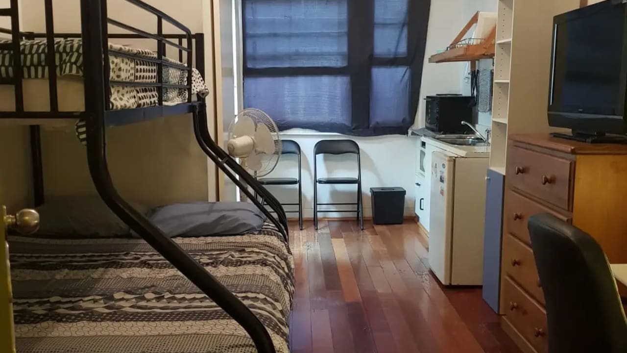 Furnished room studio flat for rent