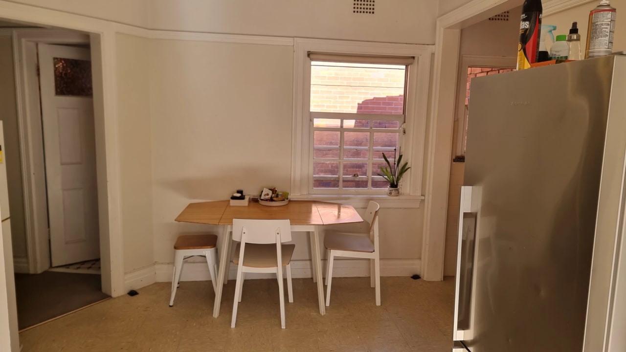 Unfurnished room in a flatshare