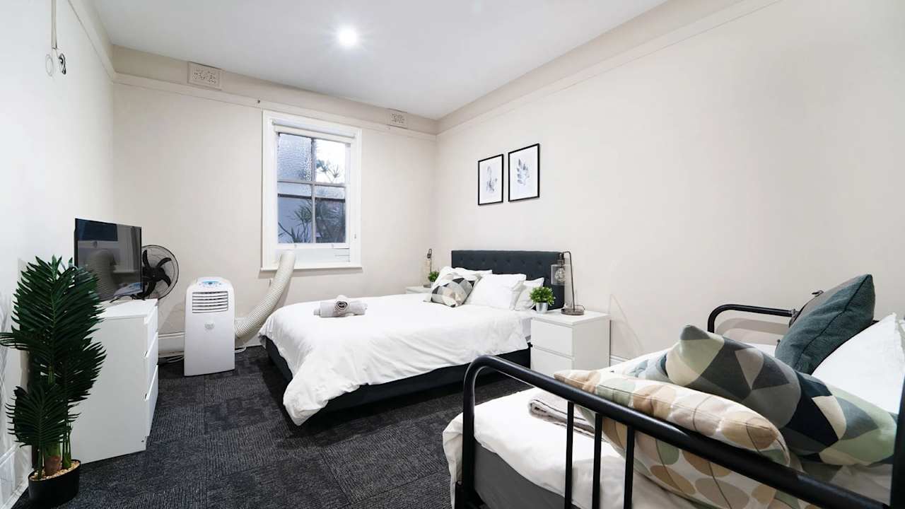 Furnished room in a share house