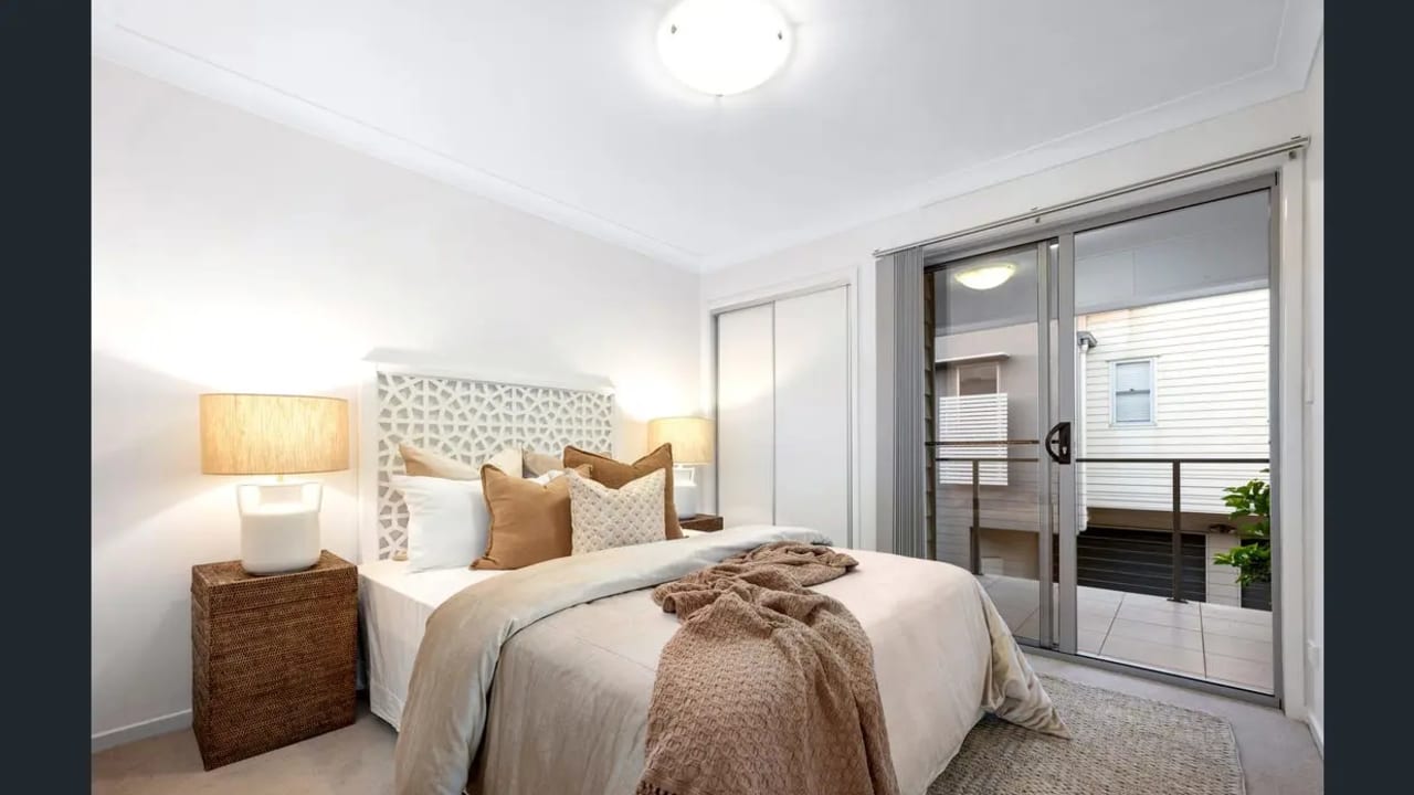 Unfurnished room in a share house